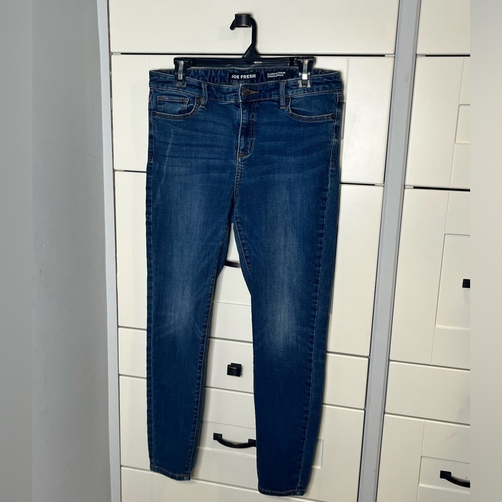 Joe Fresh. 29  x 08 Jeans. Denim. Skinny. Classic slim. Dark wash.